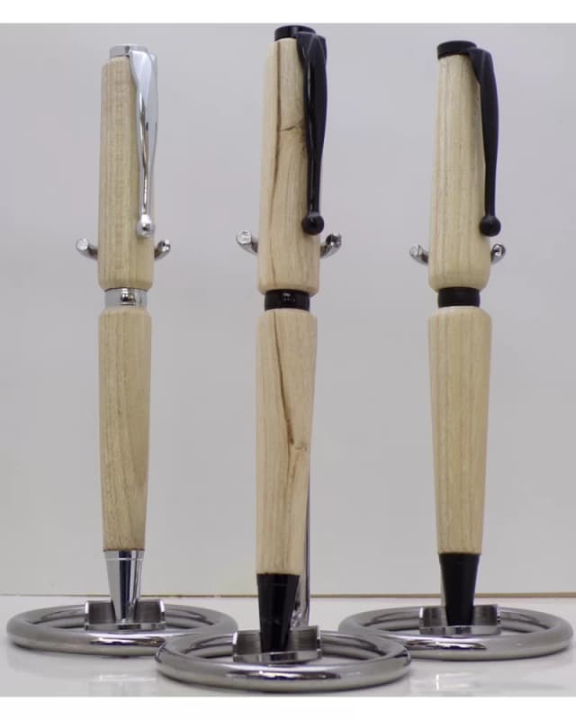 Stylo en bois de Micocoulier