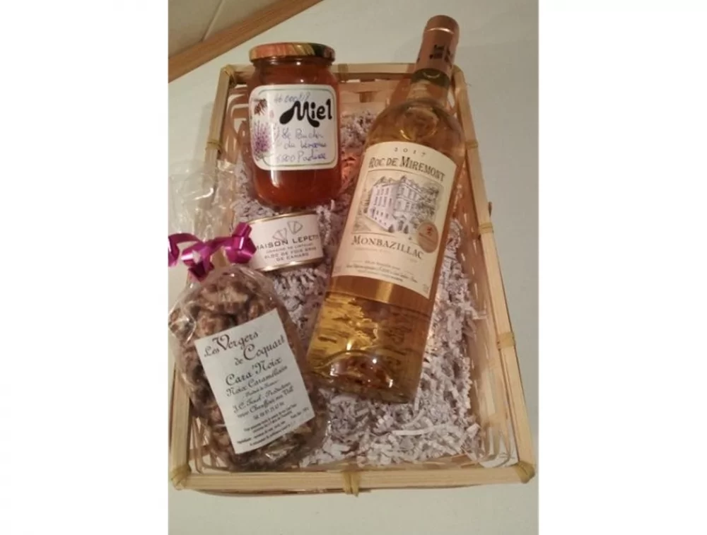 1000x1000_panier-garni-balade-gourmande-on-achete-francais_l8egf_326105601_1.jpg